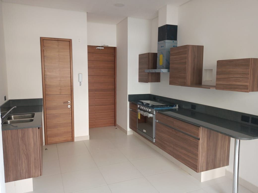 6, Vialidad de la Barranca, Colonia Ex Hacienda Jesús del Monte, 003, Bosque de las Palmas, 52779 con 3 Recámaras, 3 Baños, 293 Metros Cuadrados y 3 Puestos de Estacionamiento 6, Vialidad de la Barranca, Colonia Ex Hacienda Jesús del Monte, 003, Bosque de las Palmas, 52779 con 3 Recámaras, 3 Baños, 293 Metros Cuadrados y 3 Puestos de Estacionamiento